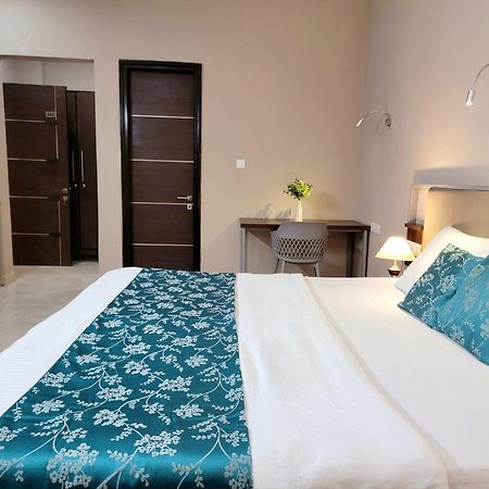 Hotel Vamsor Heights 1047 Gurgaon Exterior foto